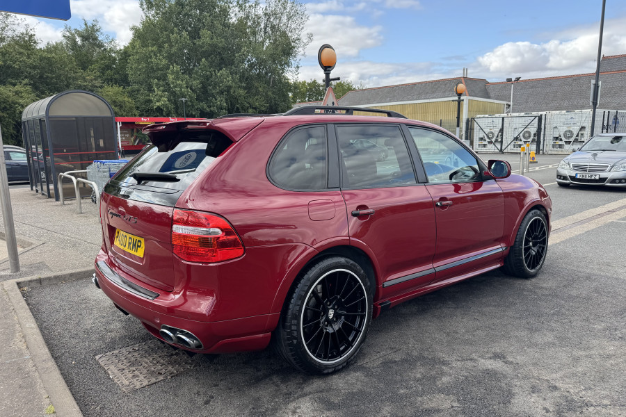 Porsche Cayenne 