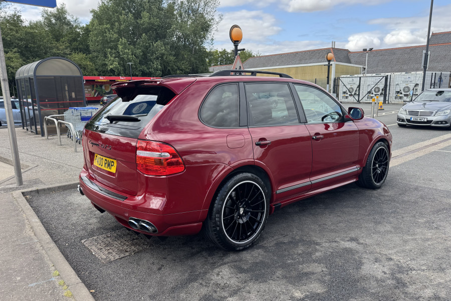 Porsche Cayenne 